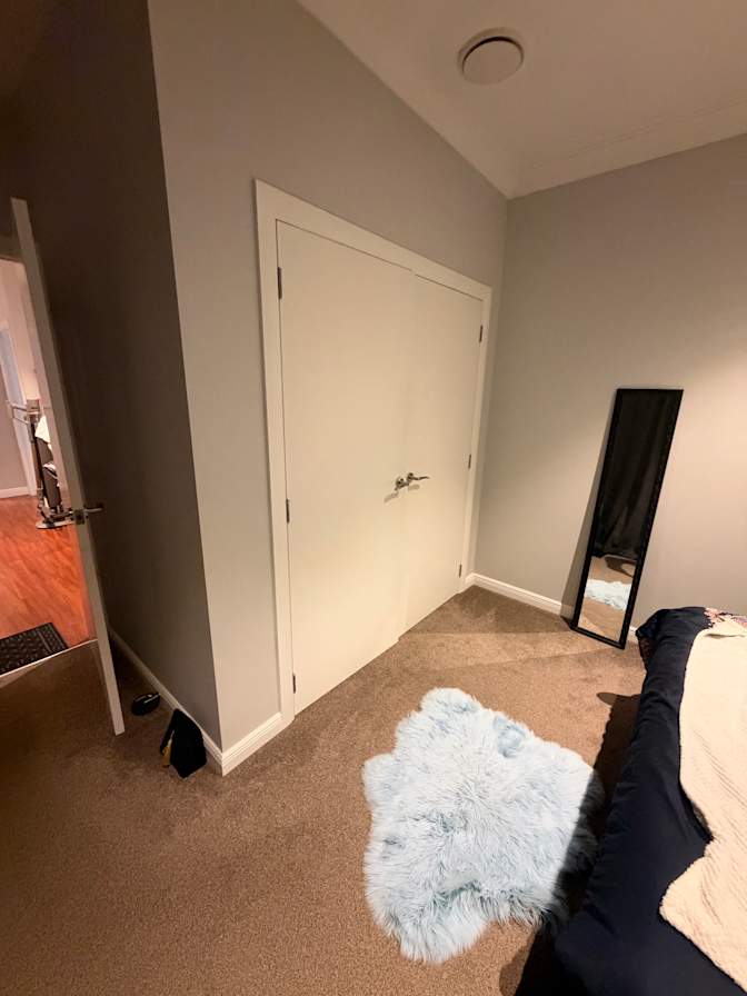 Dilsher's room