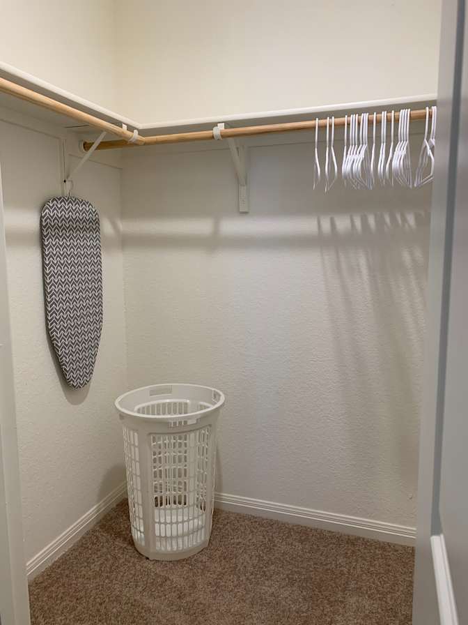 Alaura's room