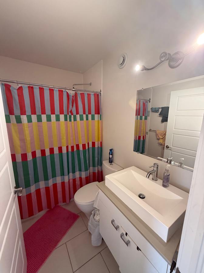 Venna's room