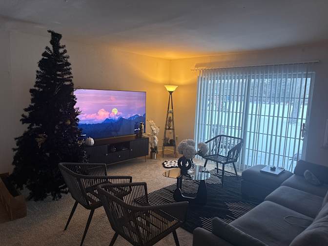 Jowanne Suddarth's room