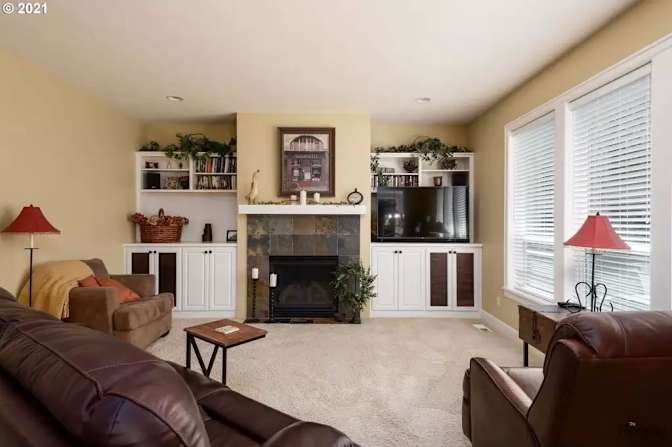 Steve's room