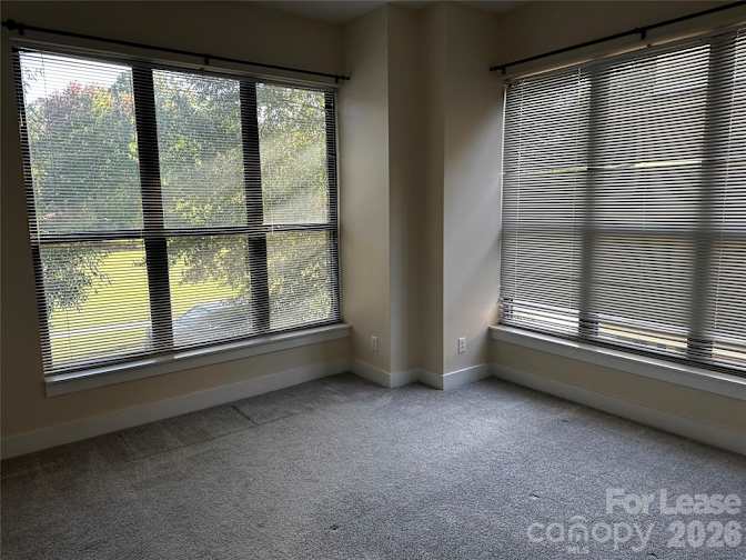 Alcove Rooms's room