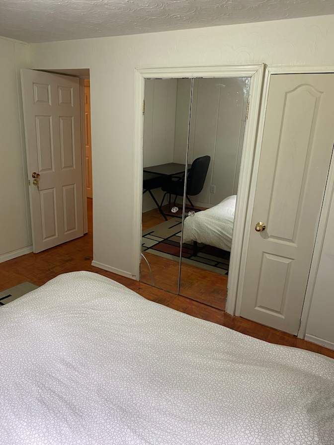 Meisam Rostaminia's room