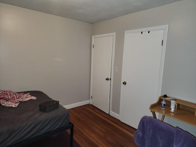 Sara's room