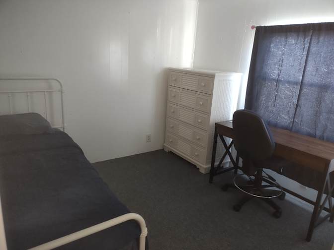 Kenny's room