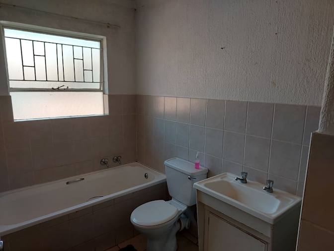 Nontobeko's room