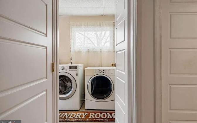 sarahmurphy's room