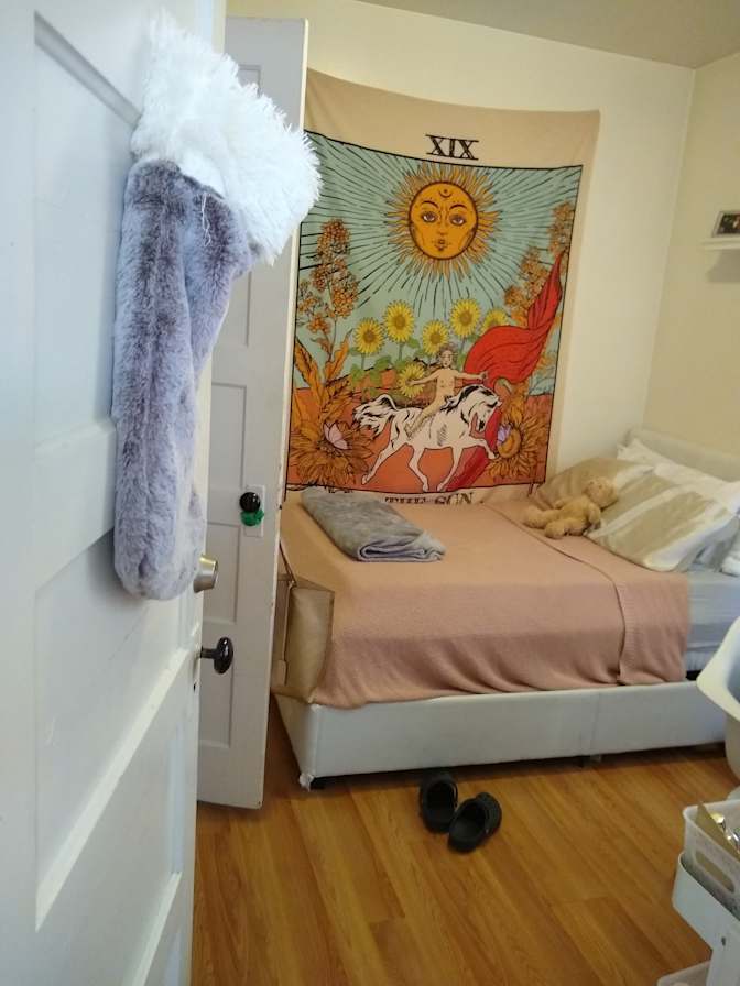 Yong's room