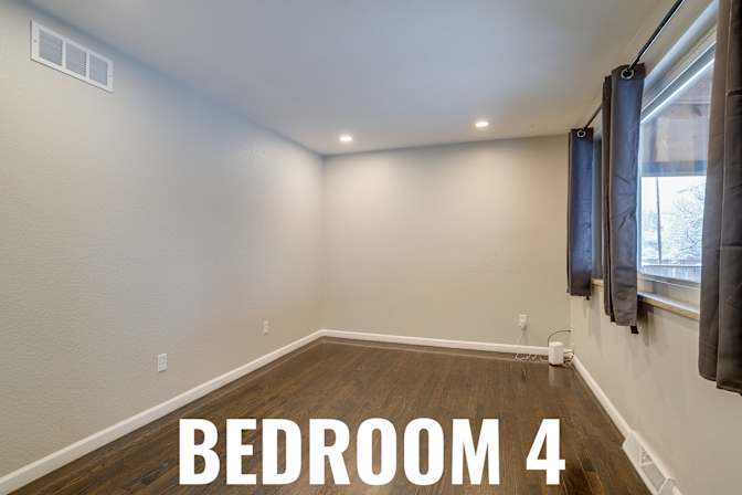 HomeCrew's room