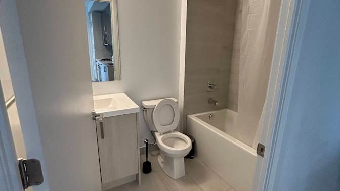 Ali Kaan Gevrek's room