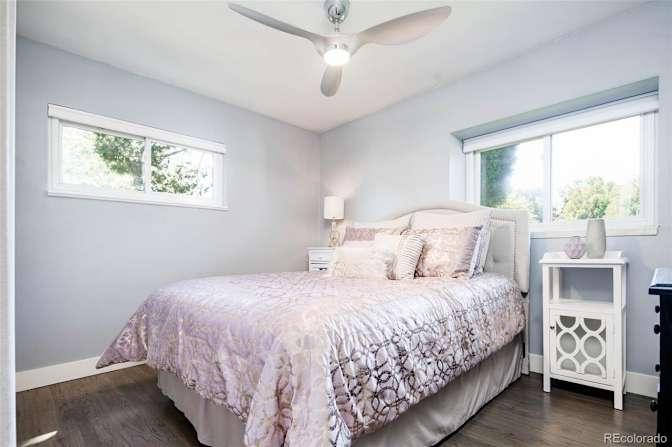 Jules's room