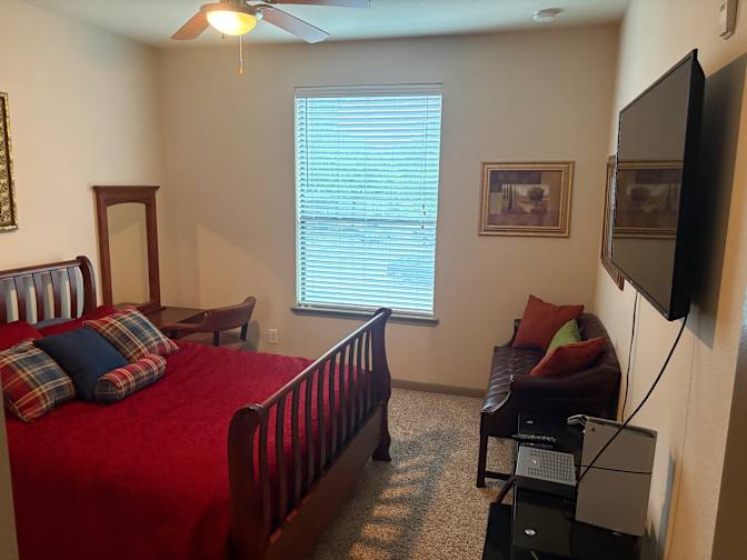 Que's room