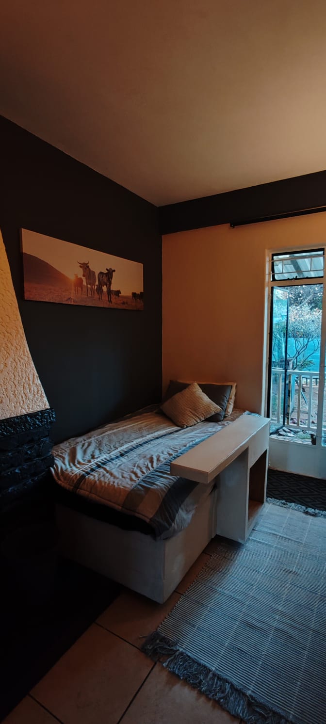 Alain's room
