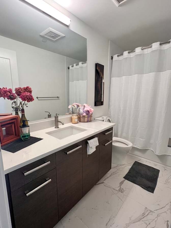 Leigh's room