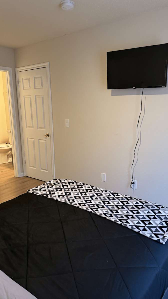 Simmie's room
