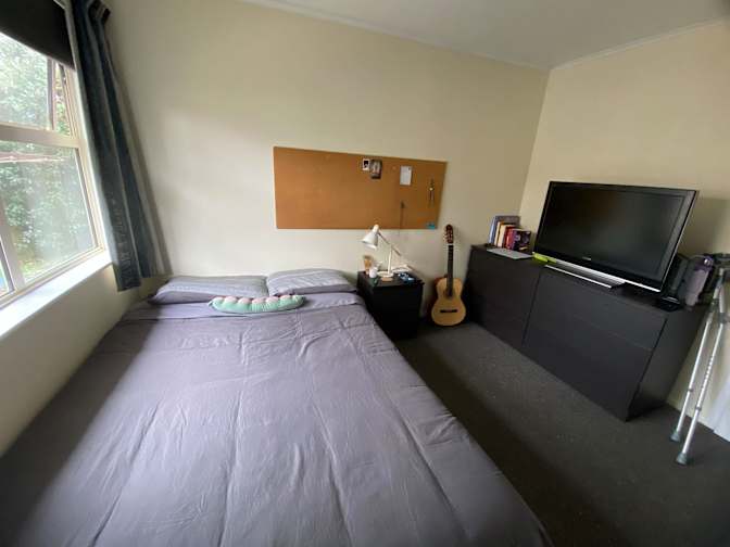 stefan's room