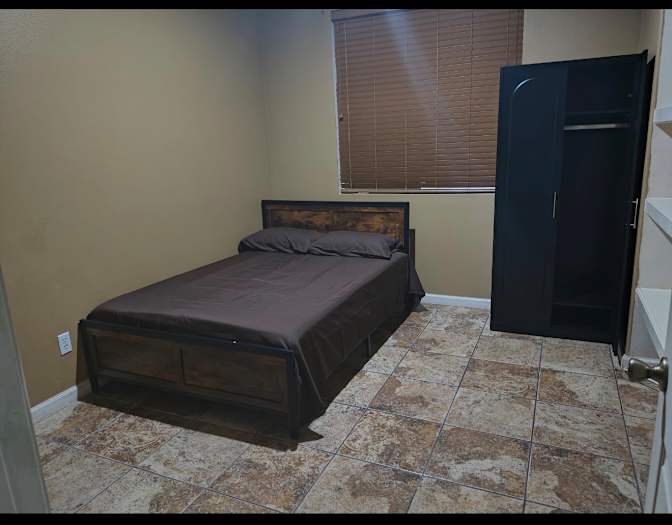 MYRNA's room