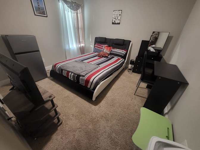 PadSplit's room