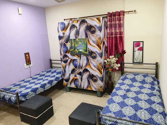 Shakira's room