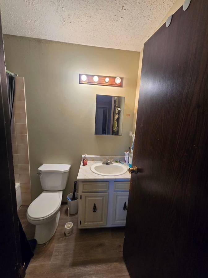 Michael Owen Gutsell's room