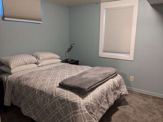 R.'s room