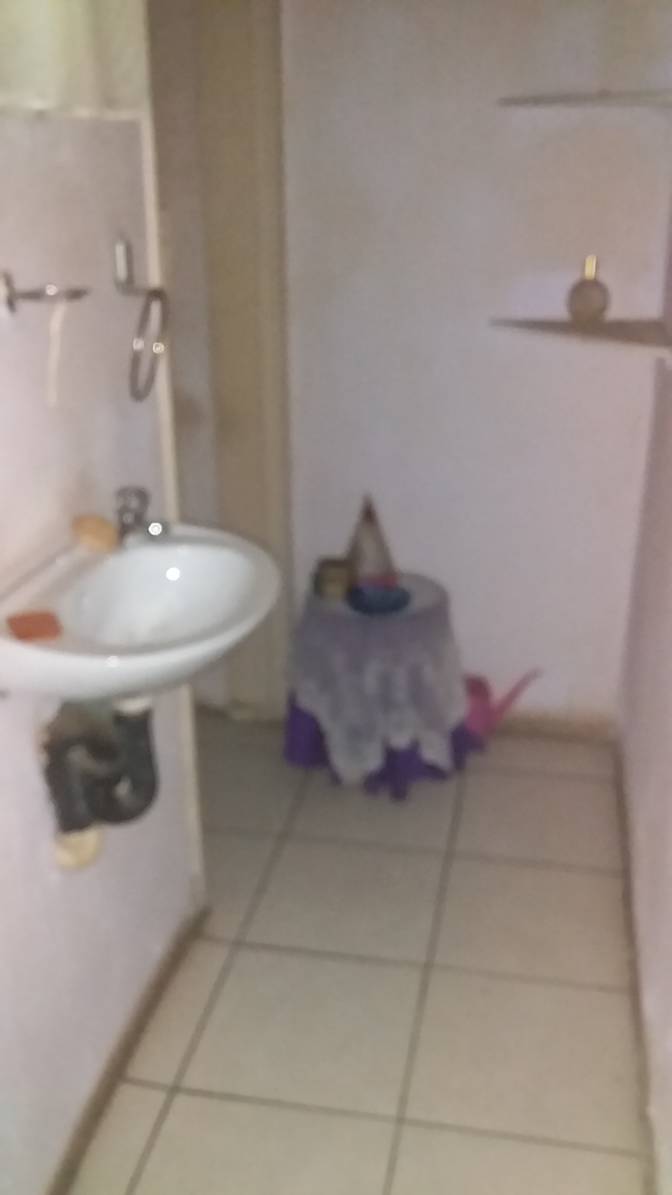 Ally's room