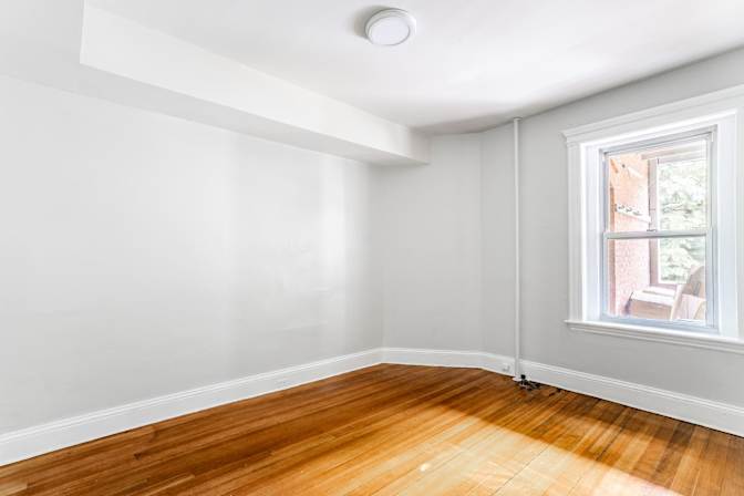 Sam June's room