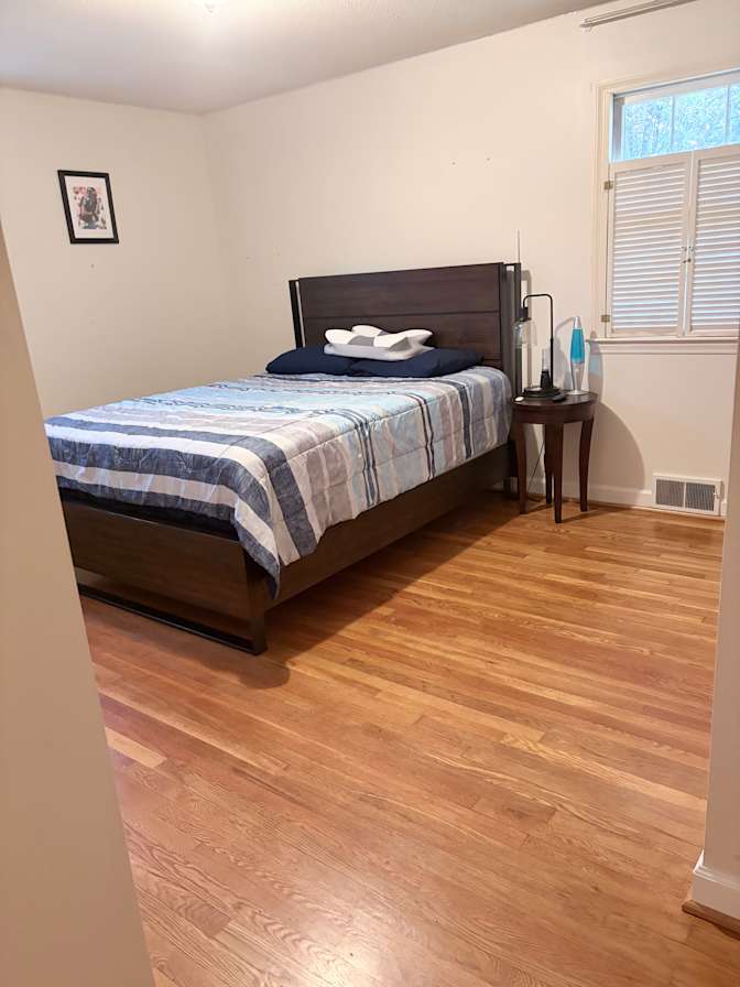 Roxanne's room