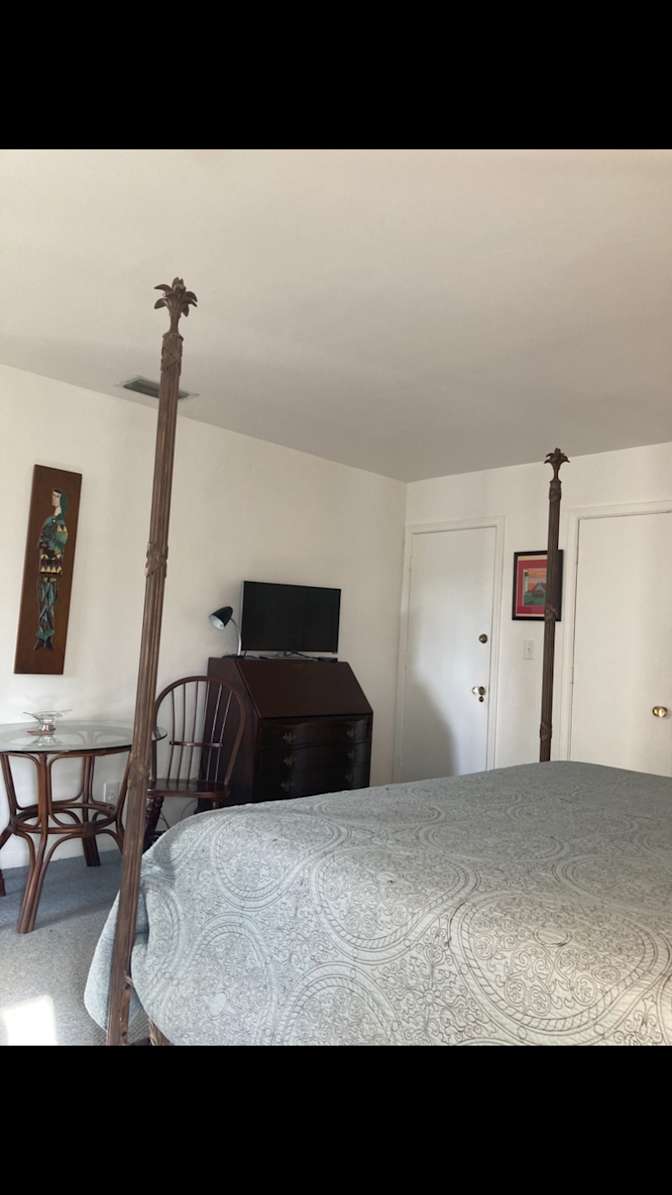 Andre -john's room