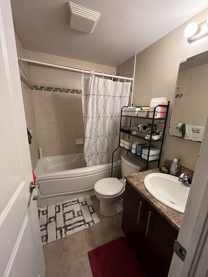 Nadia Guillemette's room