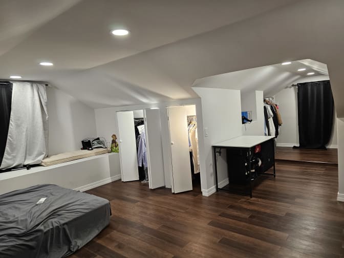 Franco's room