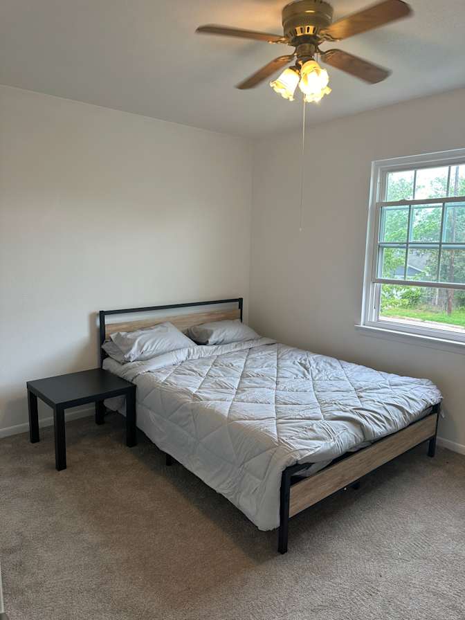 Ola's room