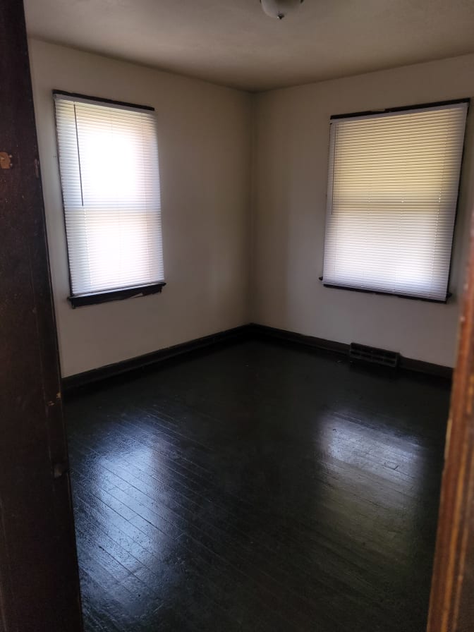 Rolonda's room