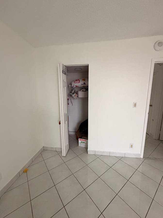 Laura Yama's room