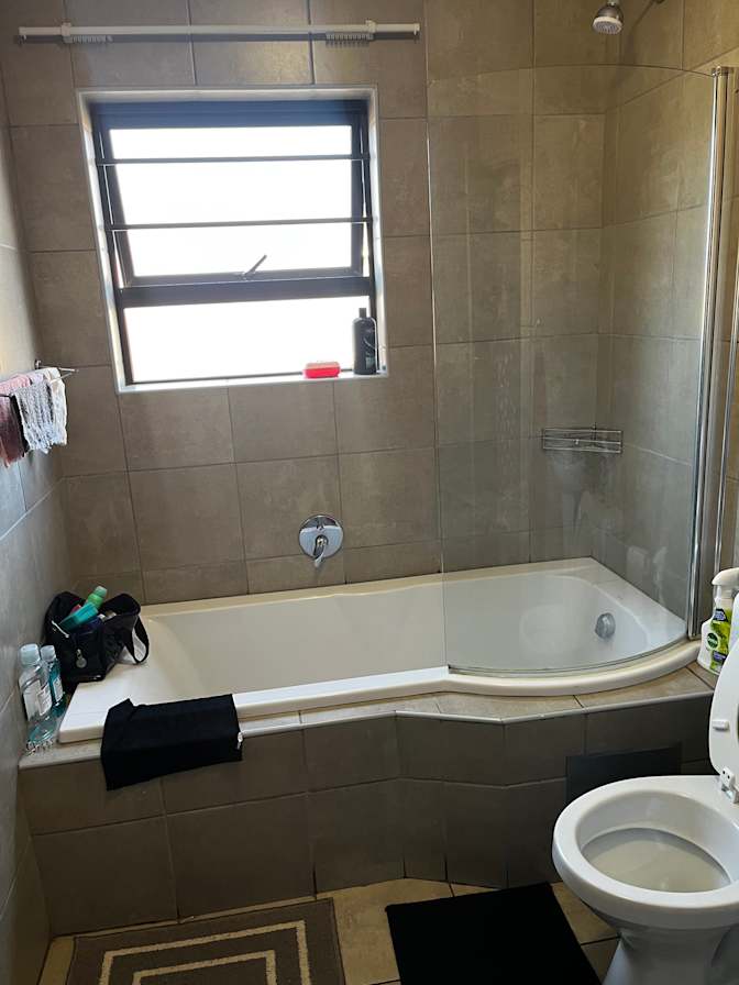 Tshidi's room