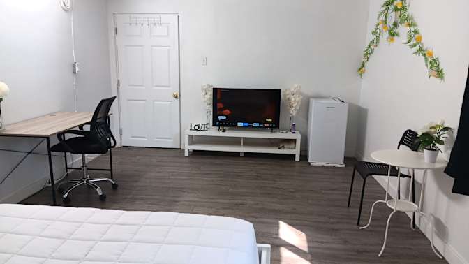 Christy Le's room