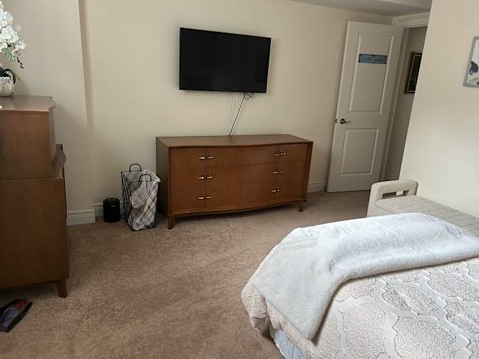 Maureen O'Neil's room