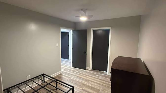 Darren Phillips's room