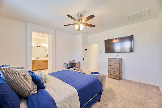 Cozy Key Collection's room