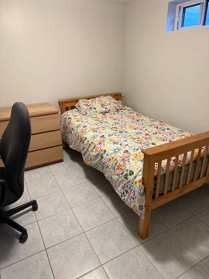 adel's room