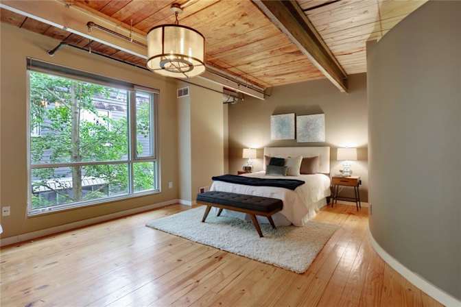 Lisa Lee's room