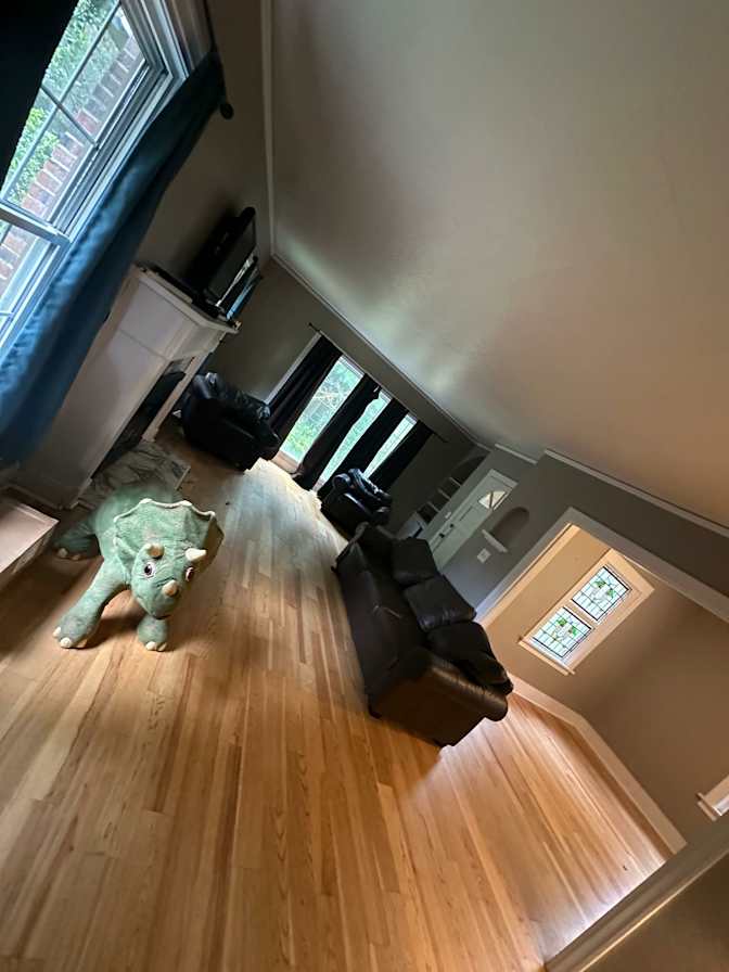 Wryn Lydy's room