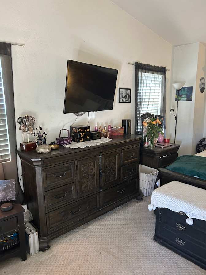 Stacy's room
