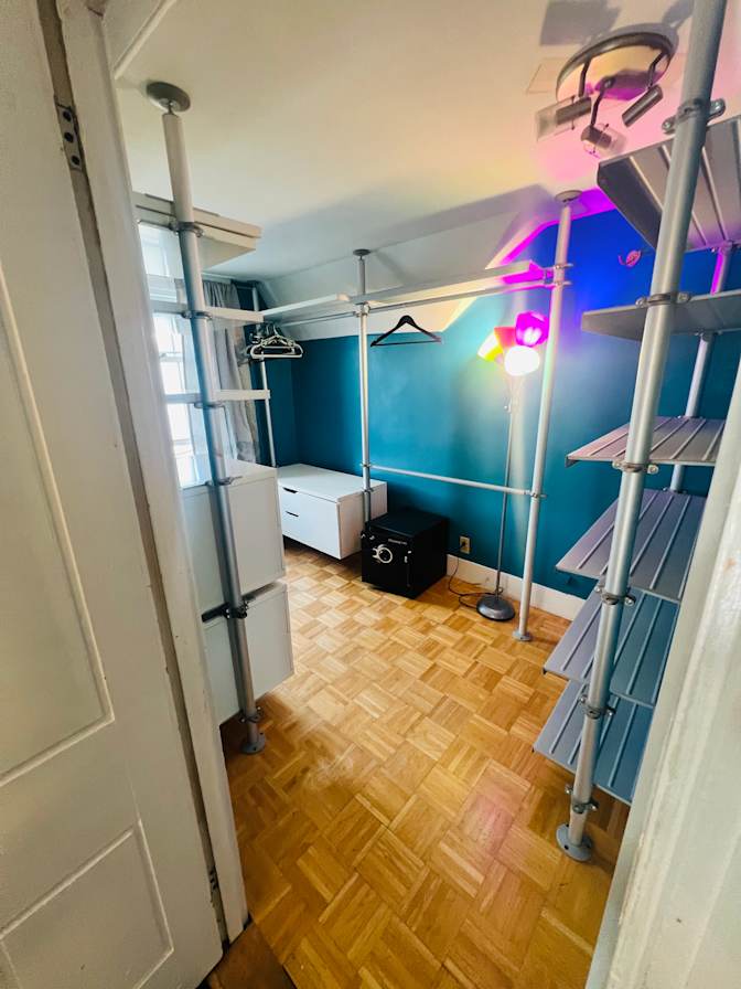 Krystal's room