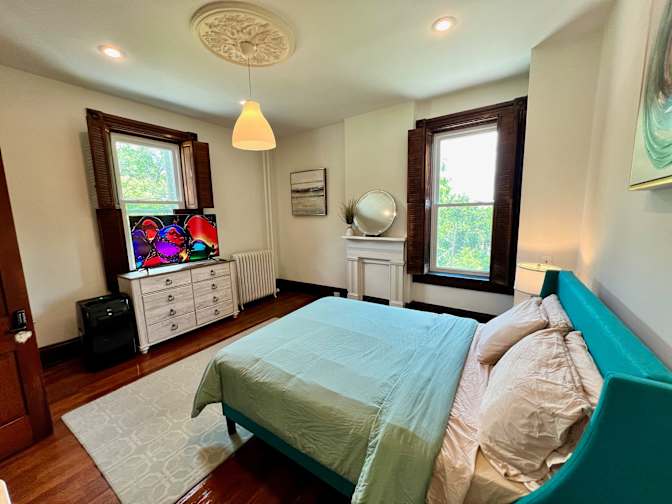 Cincy Furnished Stays's room
