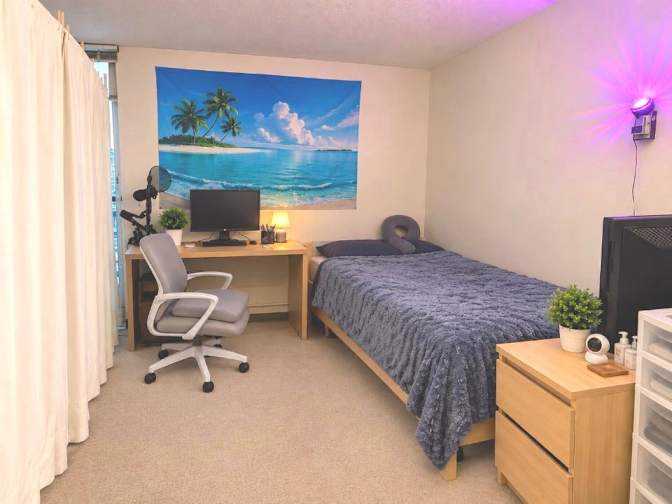Jimmy Chen's room