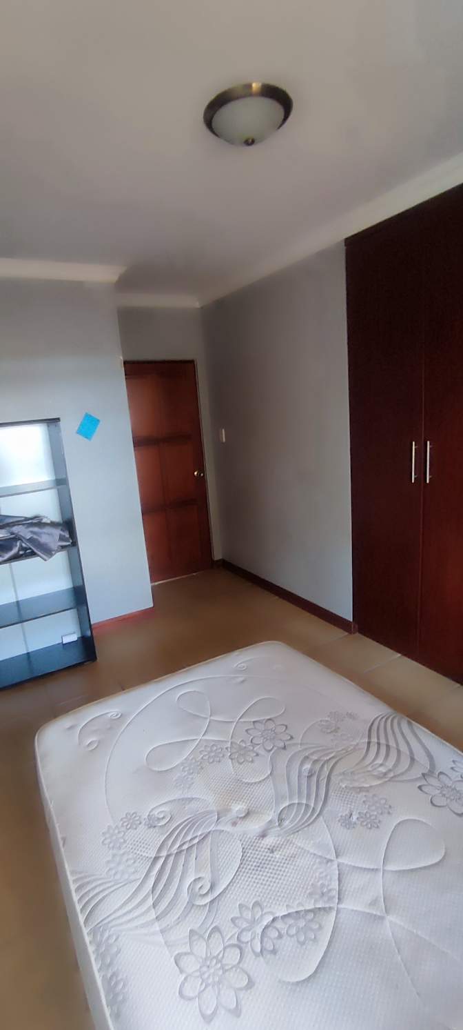 Kelly's room