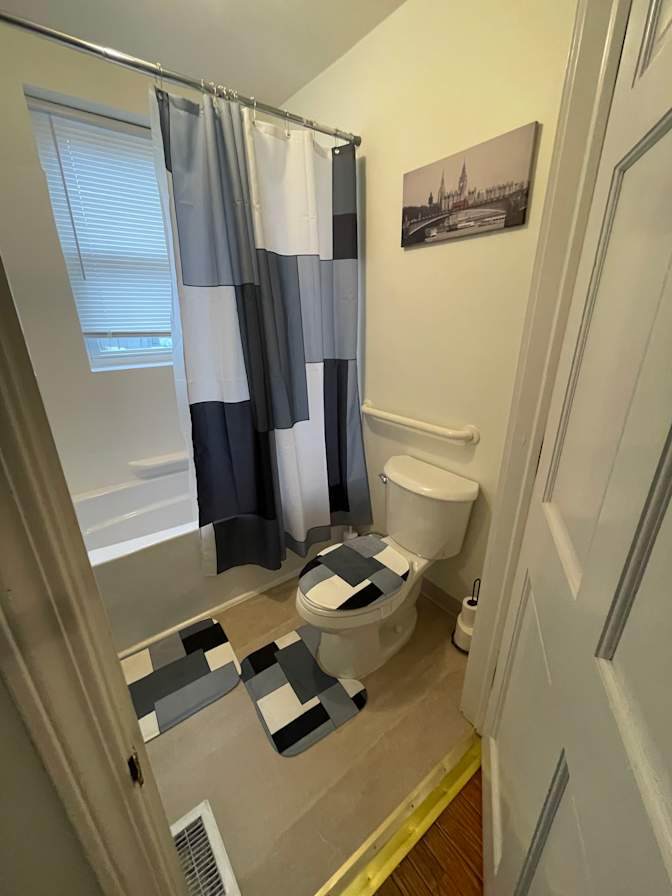James U's room