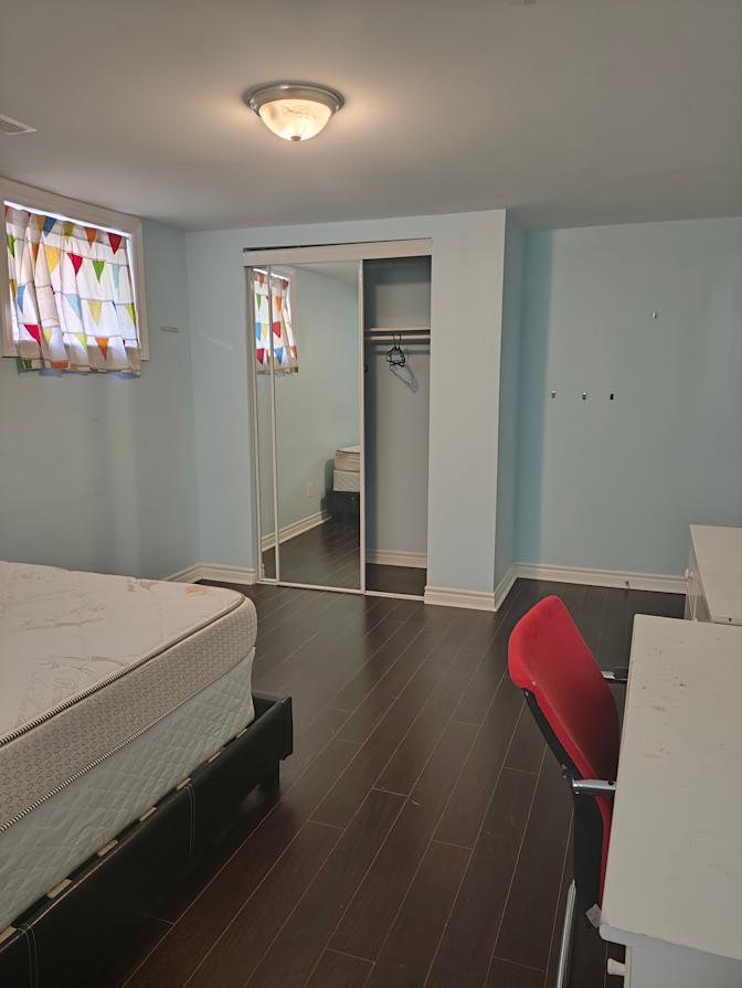 Ernest Avenue - Photo 4