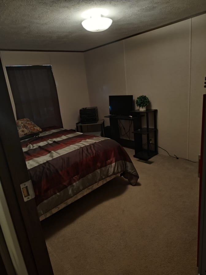 Shameek Ragland's room
